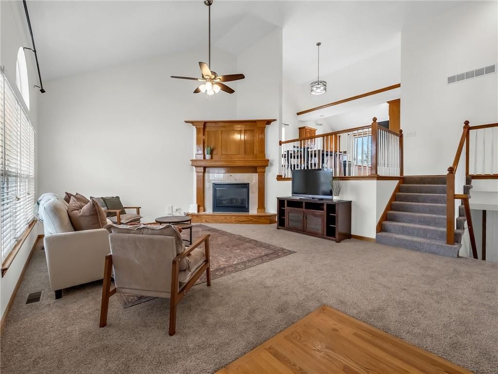 721 Saddle Peak Drive — photo 4