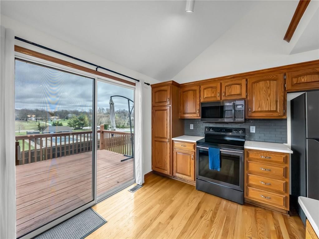 721 Saddle Peak Drive — photo 9