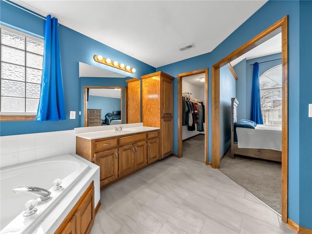 721 Saddle Peak Drive — photo 13