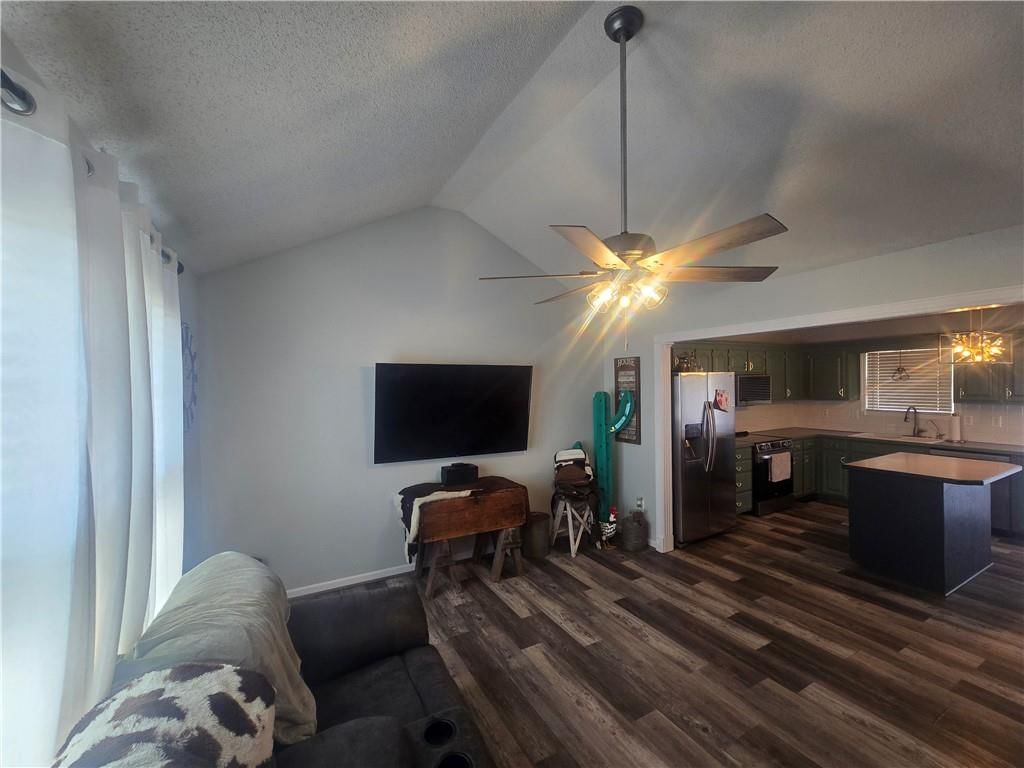 712 Maple Street — photo 13