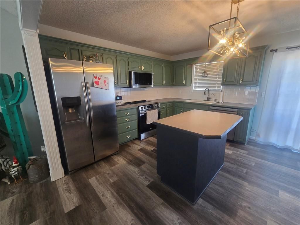 712 Maple Street — photo 16