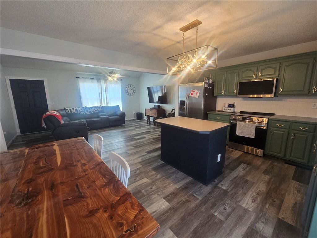 712 Maple Street — photo 24