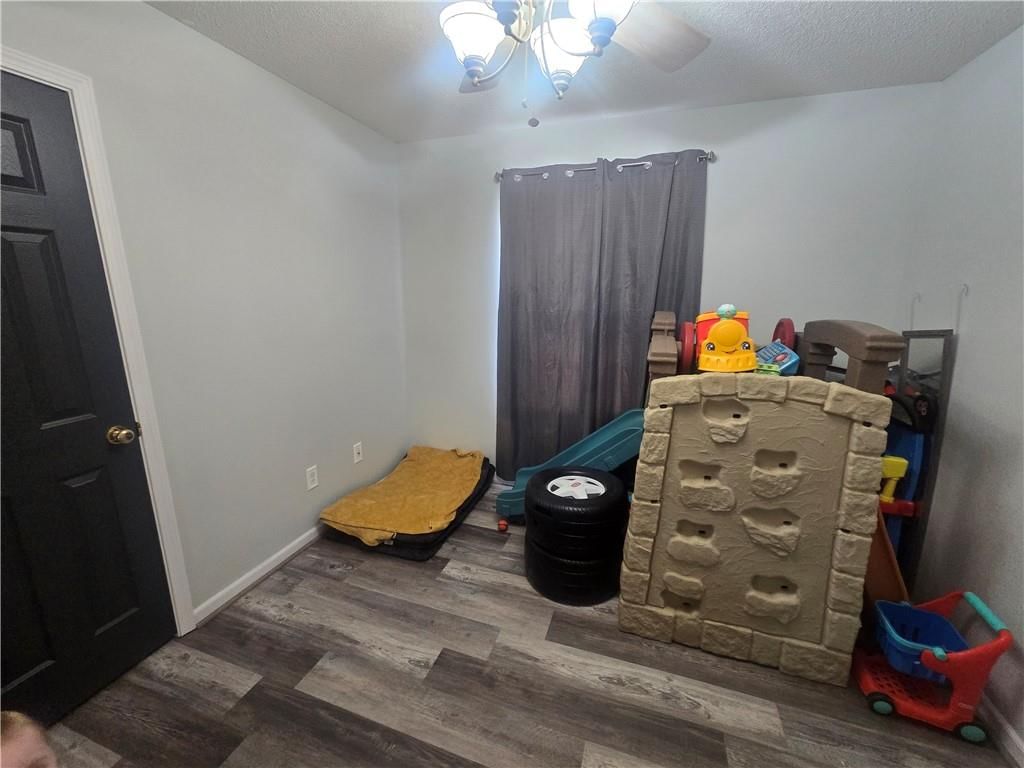 712 Maple Street — photo 36