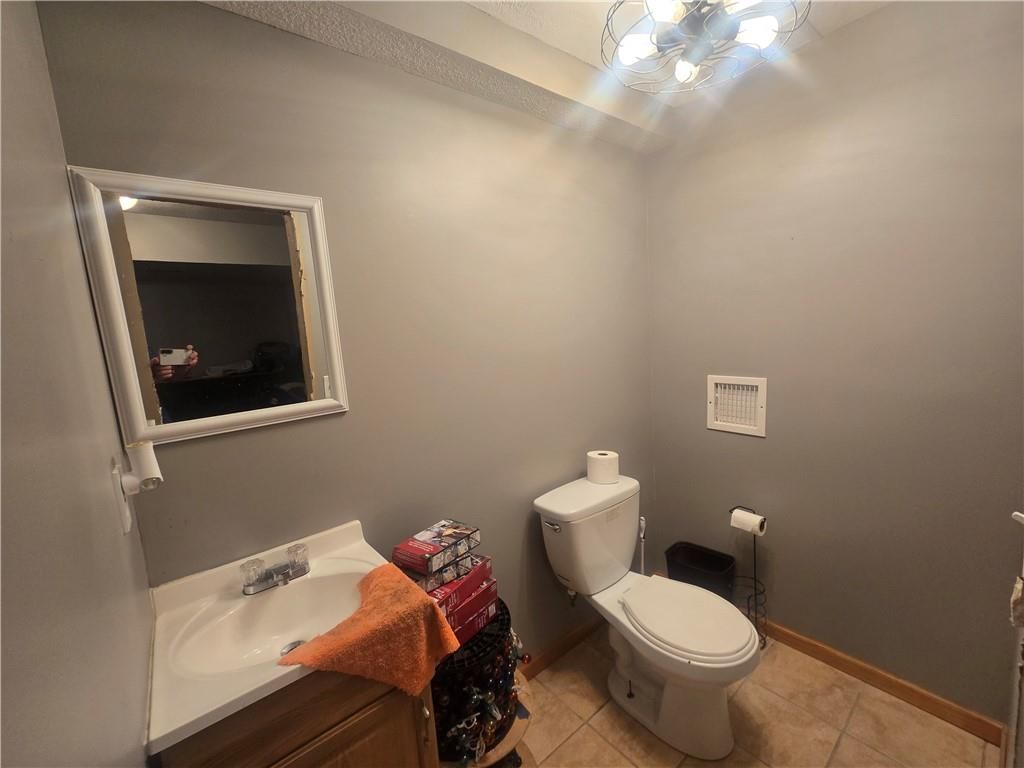 712 Maple Street — photo 42