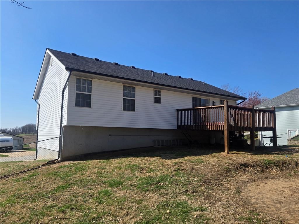 712 Maple Street — photo 57