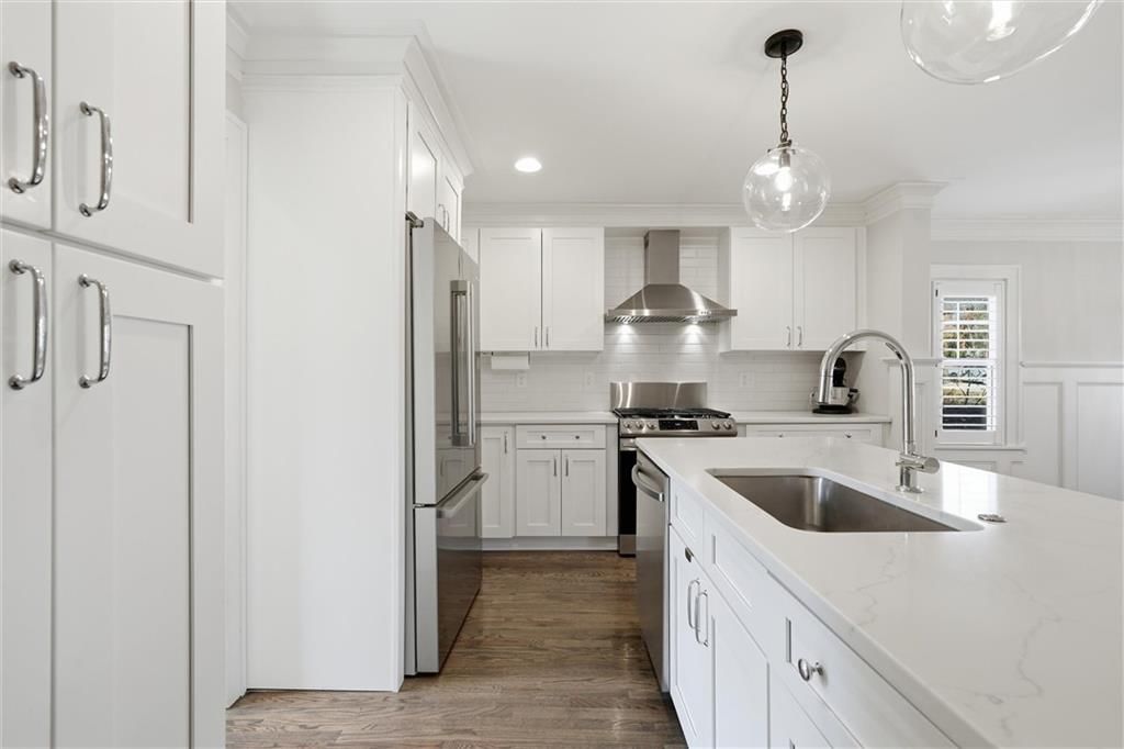 103 W 67th Terrace — photo 13