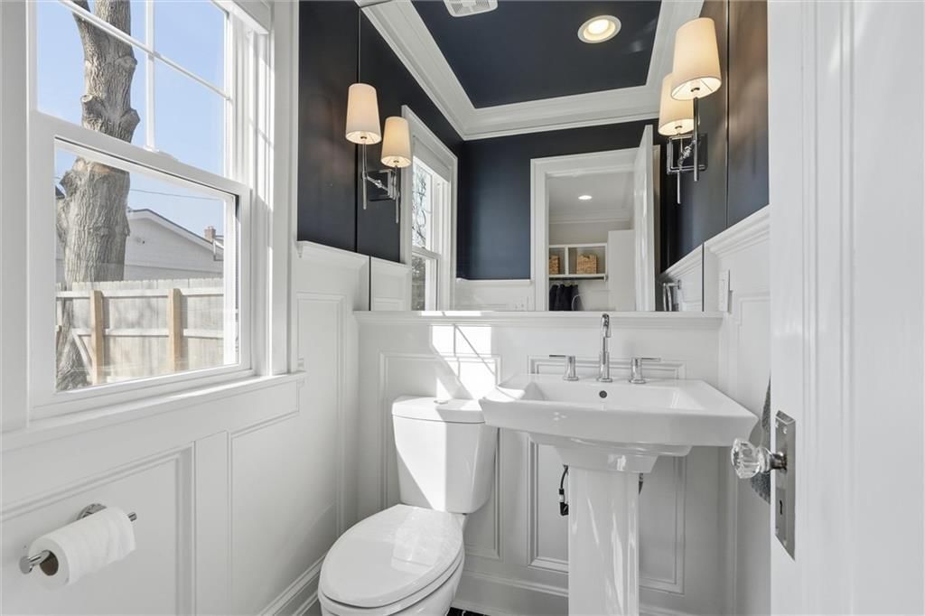 103 W 67th Terrace — photo 21