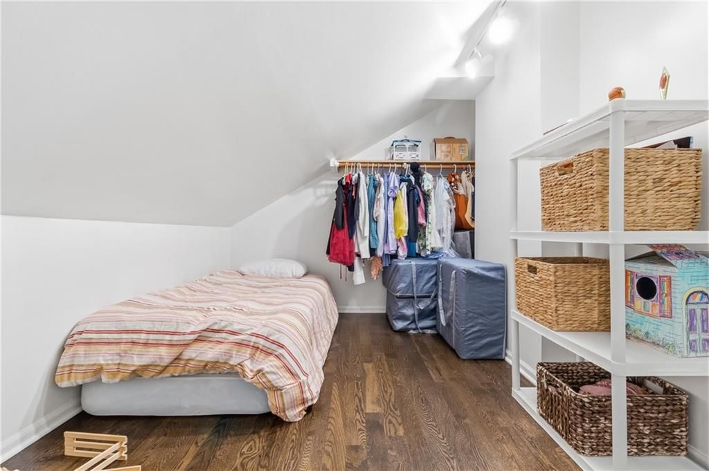 10585 W 157TH Terrace — photo 35