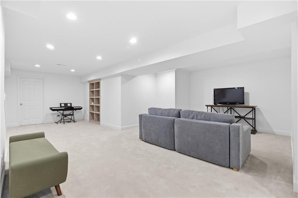 10585 W 157TH Terrace — photo 45