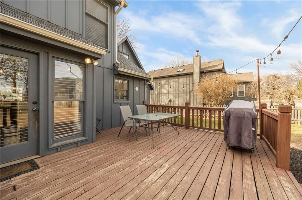 11943 S Hallet Street — photo 47