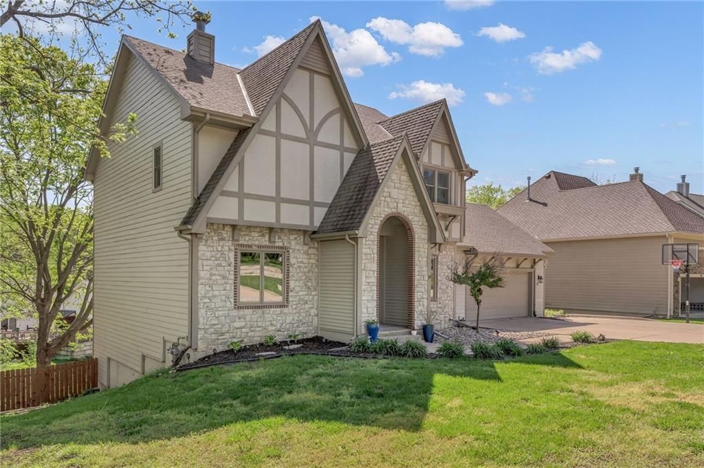 1116 Oak Tree Drive — photo 7