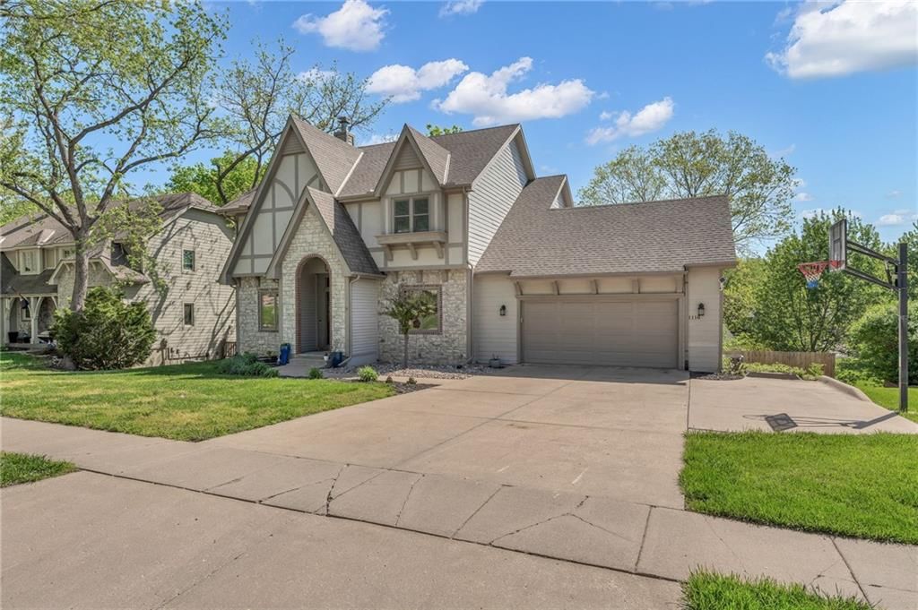 1116 Oak Tree Drive — photo 8