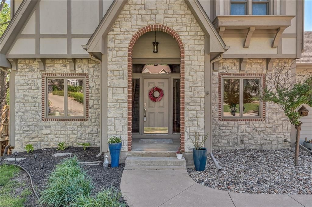 1116 Oak Tree Drive — photo 9