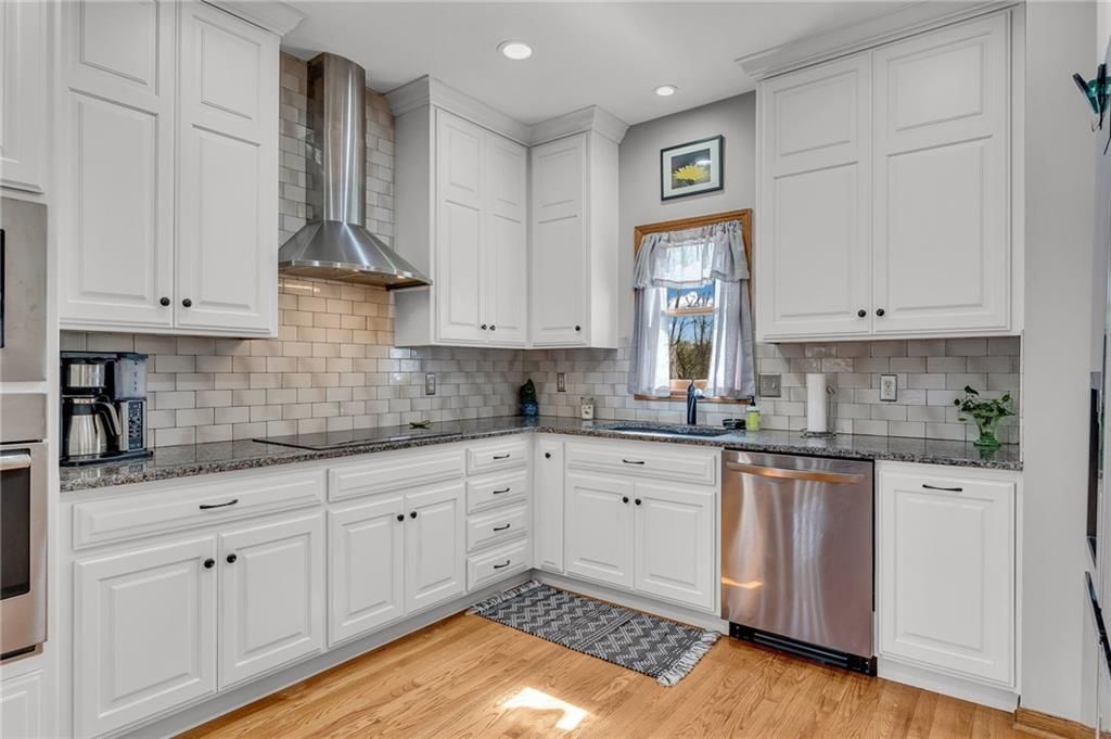 1116 Oak Tree Drive — photo 22