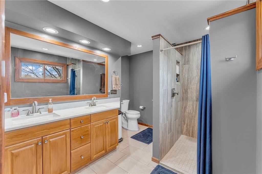 1116 Oak Tree Drive — photo 34