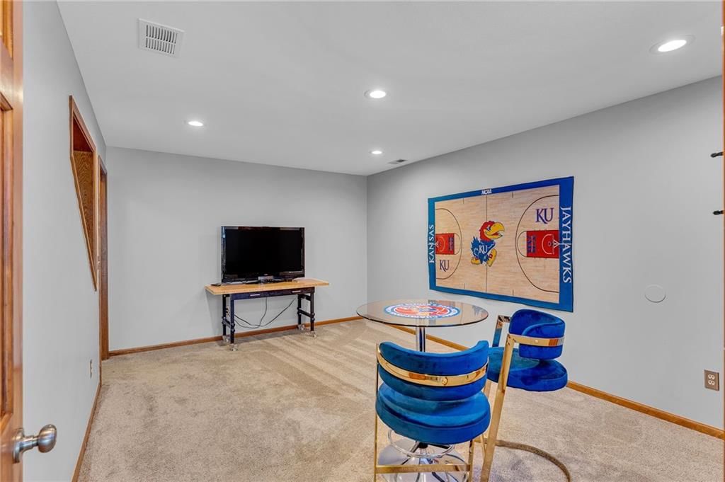 1116 Oak Tree Drive — photo 42