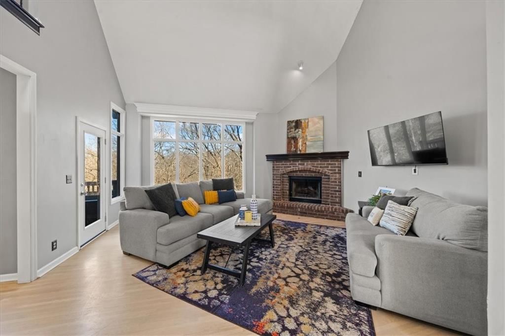 32210 W 91 Street — photo 4