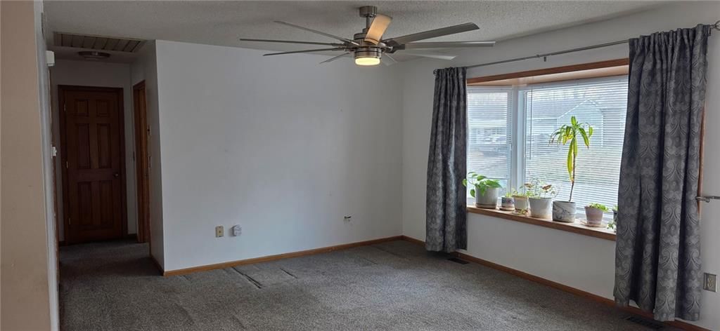 611 N Sunset Drive — photo 3