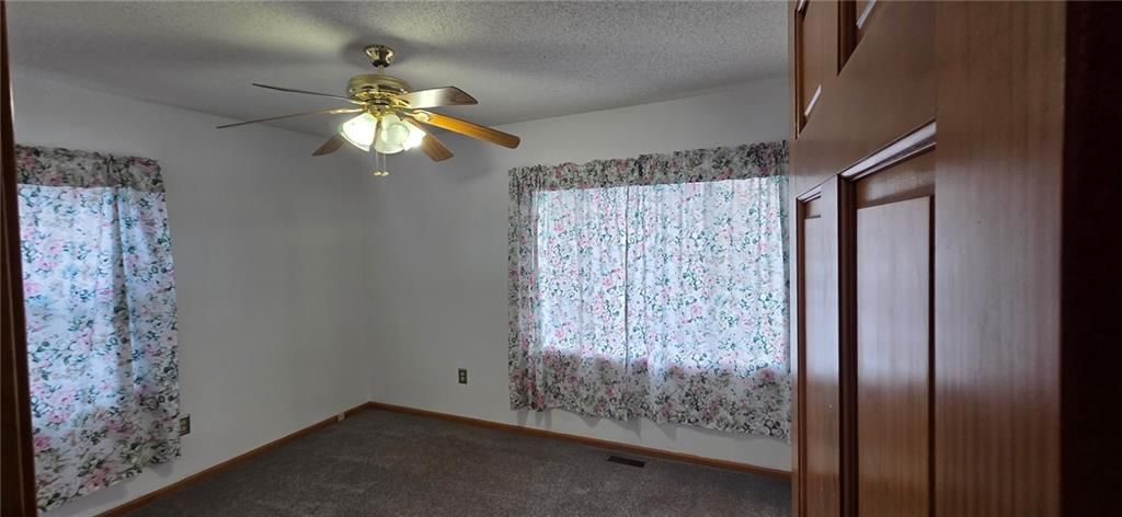 611 N Sunset Drive — photo 10