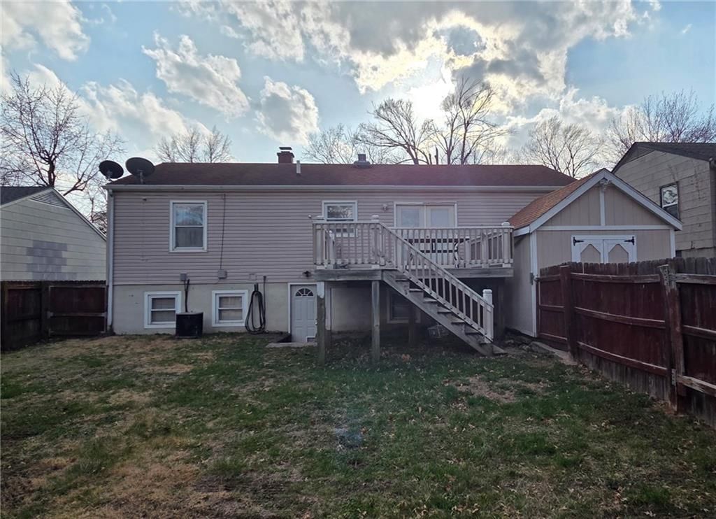 611 N Sunset Drive — photo 26