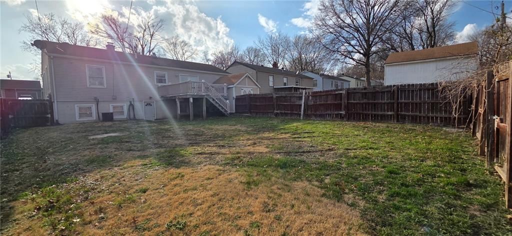 611 N Sunset Drive — photo 28