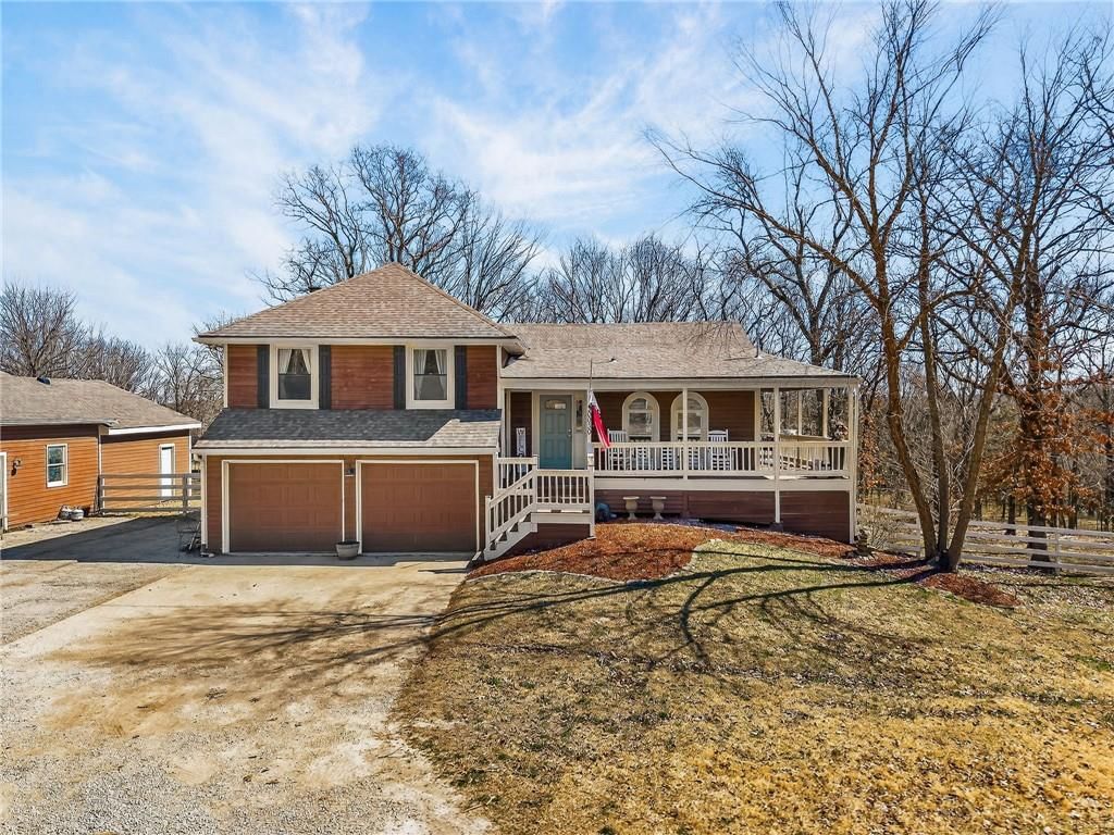 30030 W 84th Street, De Soto, KS