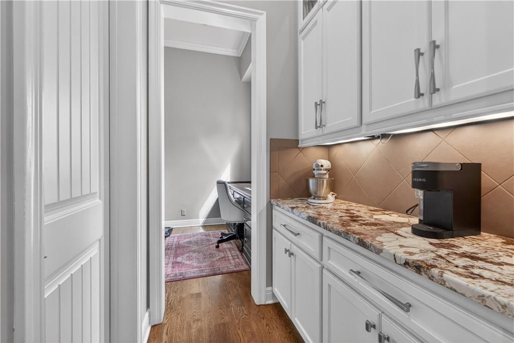 16421 BARTON Street — photo 36
