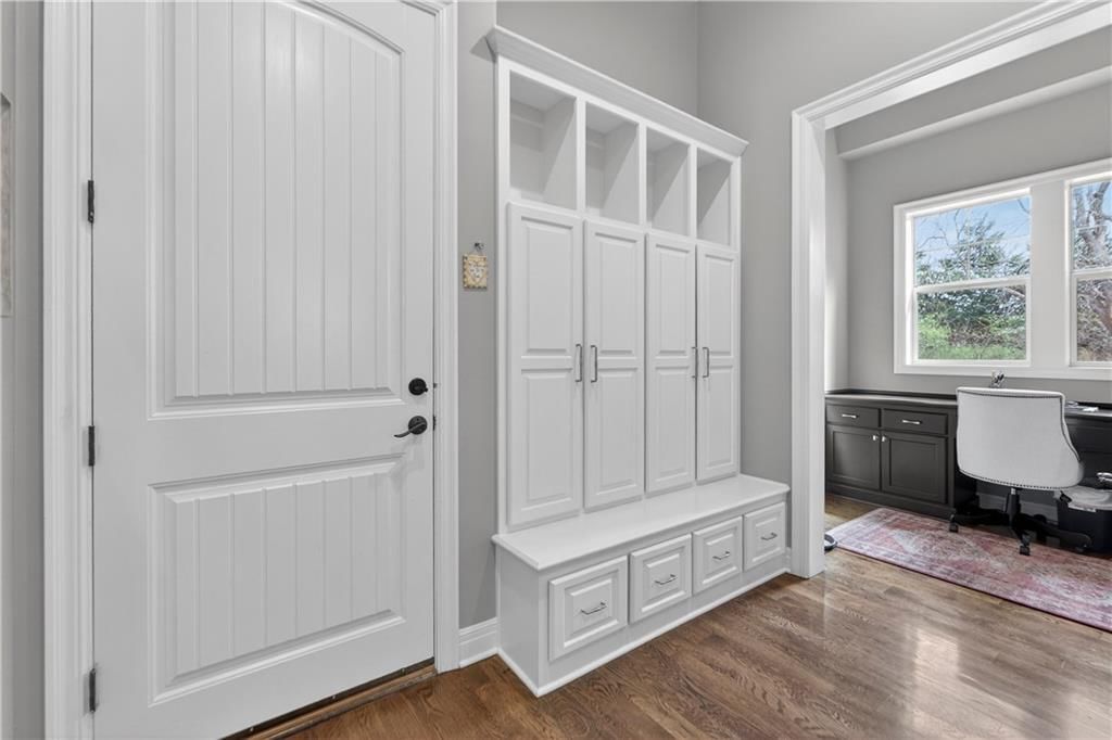 16421 BARTON Street — photo 37