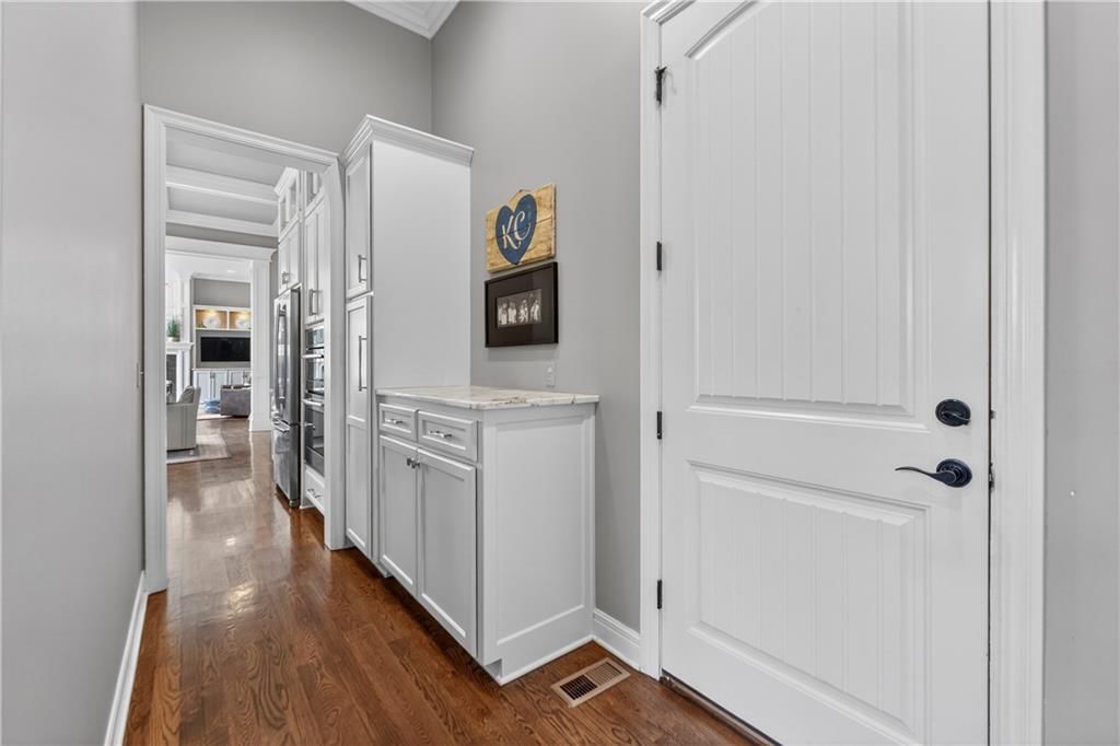 16421 BARTON Street — photo 39