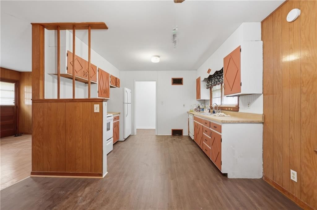 5435 CEDAR Avenue — photo 4