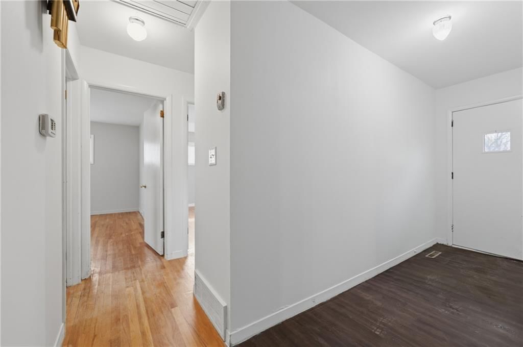 5435 CEDAR Avenue — photo 14