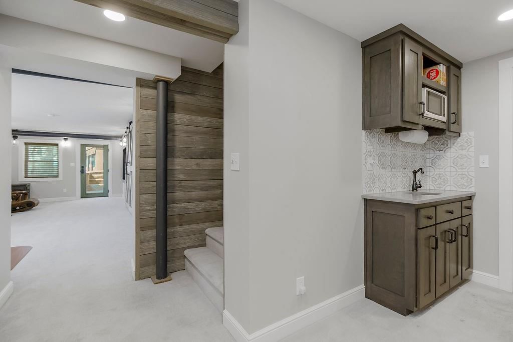 403 Navajo Lane — photo 33