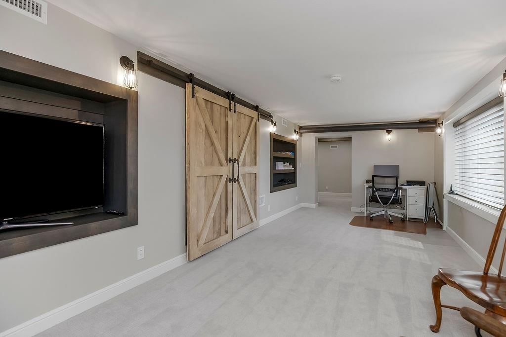 403 Navajo Lane — photo 35
