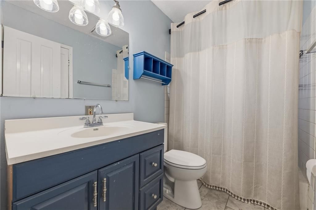 6712 N Walrond Avenue — photo 6