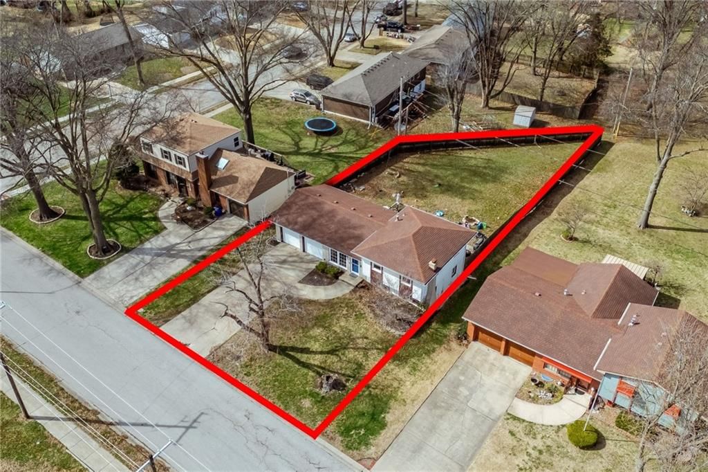 6712 N Walrond Avenue — photo 16