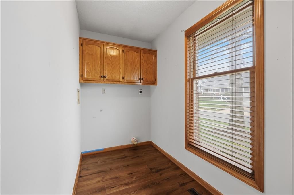 3416 S Maybrook Avenue — photo 10