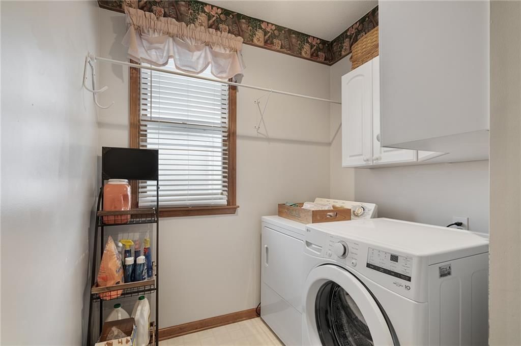 11321 W 131st Street — photo 31