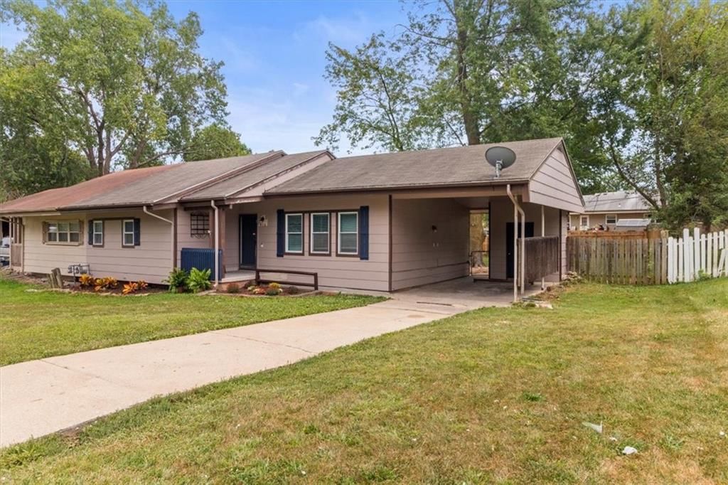 410 Corral Drive — photo 2