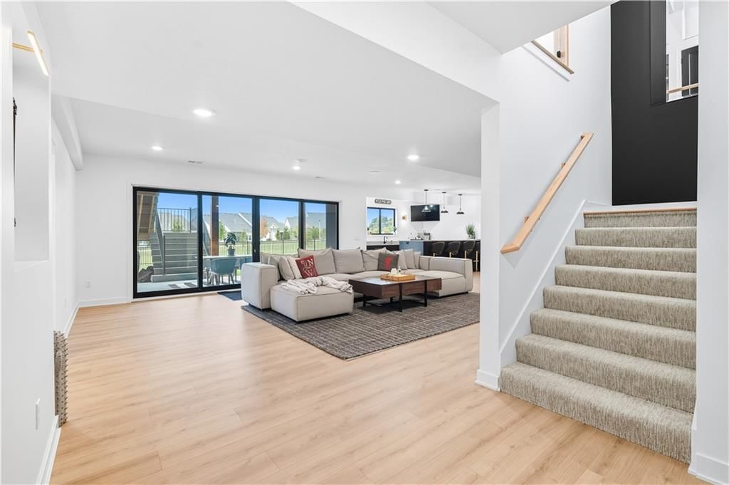 17420 Crystal Street — photo 23