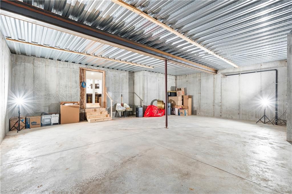 17420 Crystal Street — photo 30
