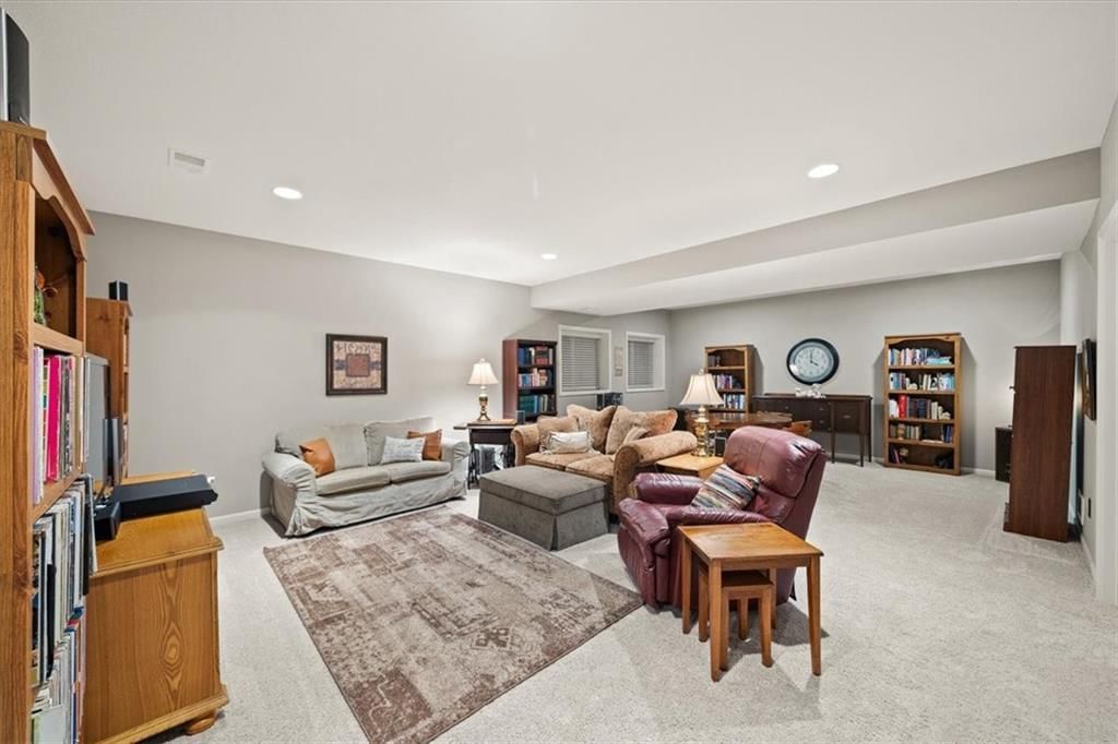 19372 W 210TH Street — photo 18