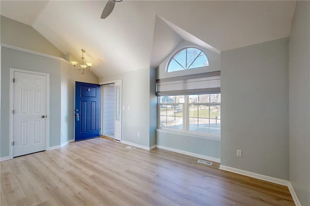 1103 S Huntington Drive — photo 9