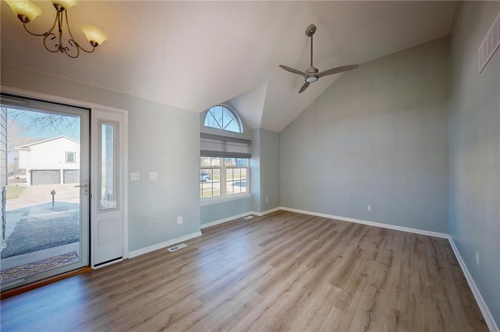 1103 S Huntington Drive — photo 10