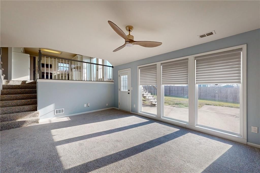 1103 S Huntington Drive — photo 22