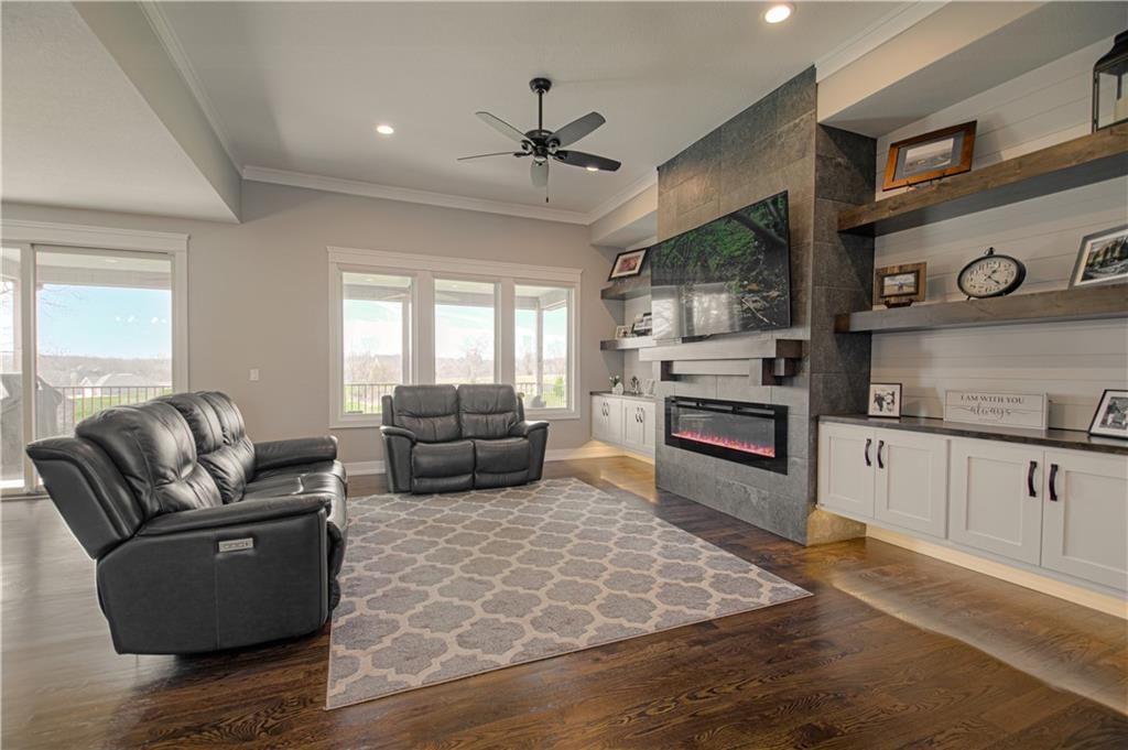 13504 Oakridge Drive — photo 4
