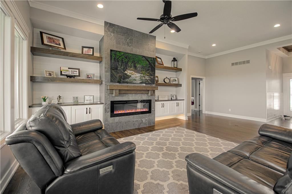 13504 Oakridge Drive — photo 6
