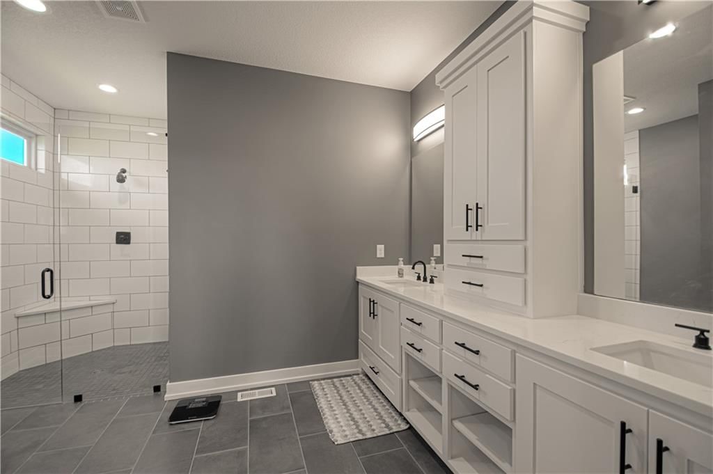 13504 Oakridge Drive — photo 18