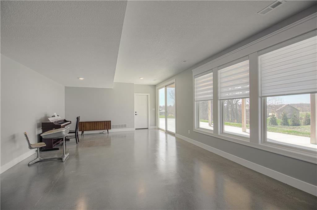 13504 Oakridge Drive — photo 28
