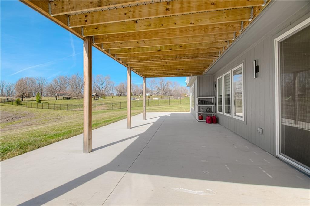 13504 Oakridge Drive — photo 38