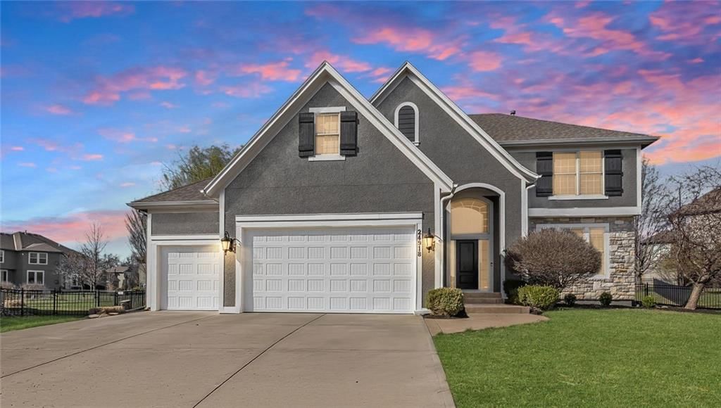 24918 W 92nd Street, Lenexa, KS